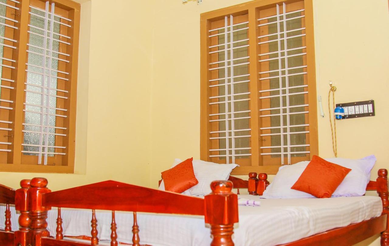 Aramana Holiday Inn Alappuzha ห้อง รูปภาพ